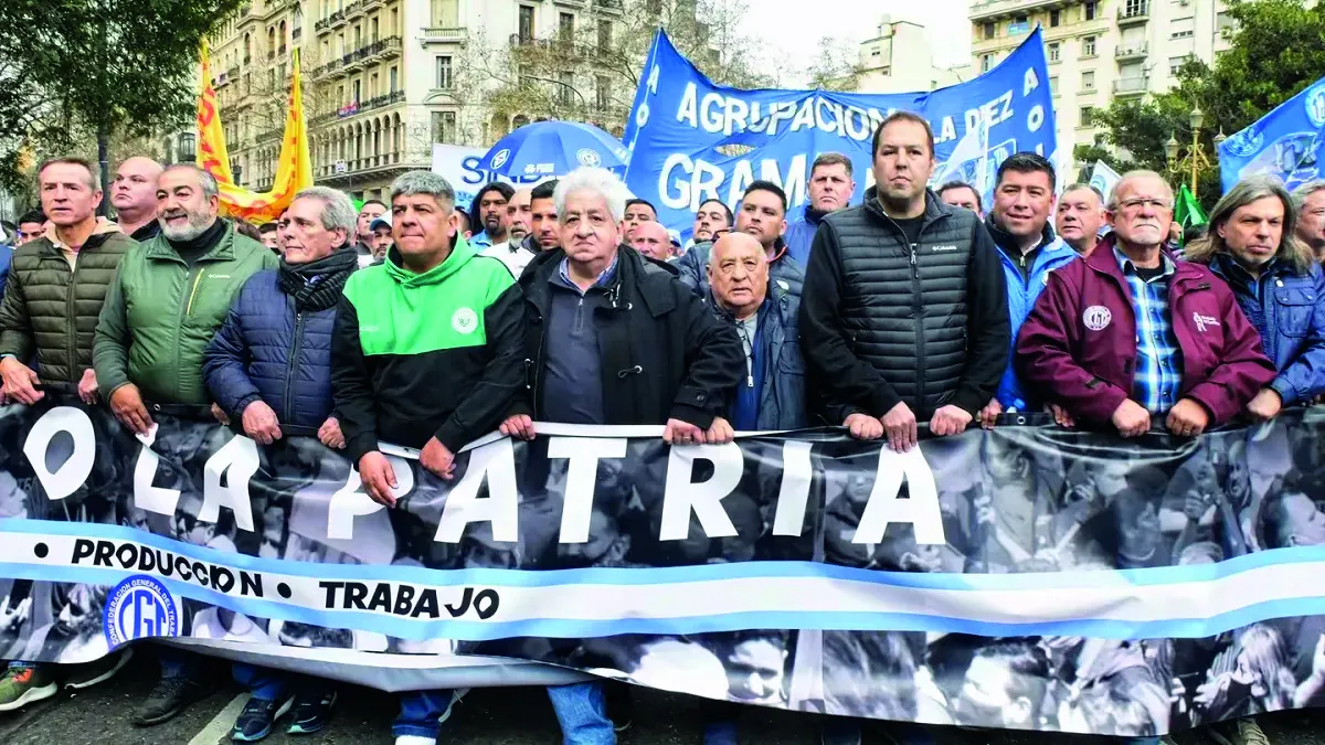 El Gobierno libertario quiere convencer a la CGT de sumarse al Consejo de Mayo