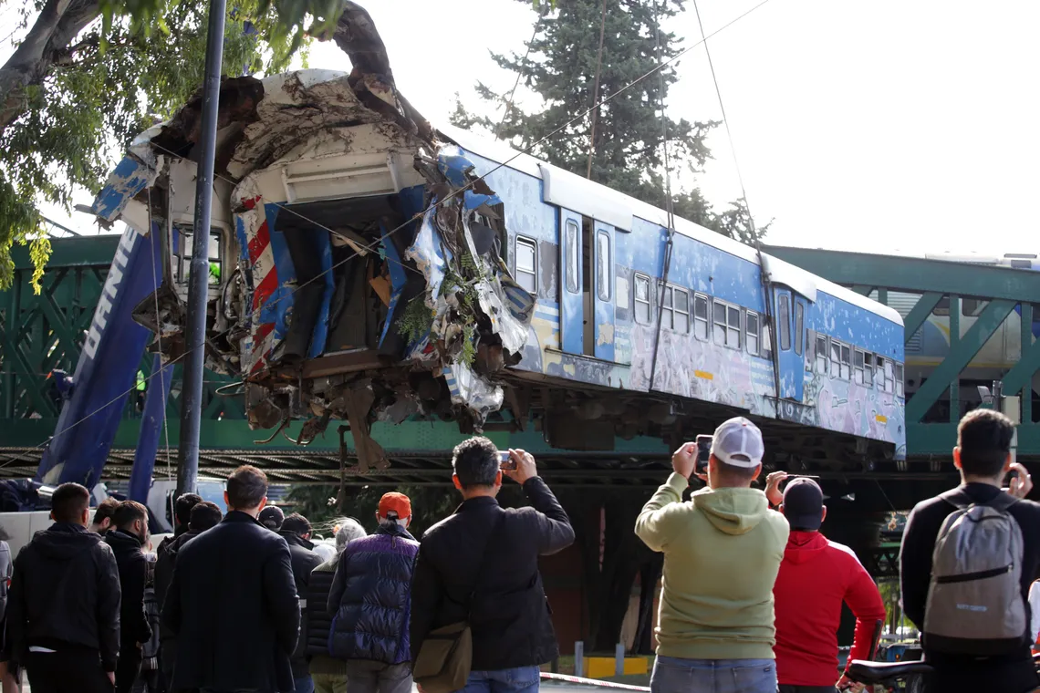 Choque de trenes: imputaron a cuatro maquinistas y tres señaleros