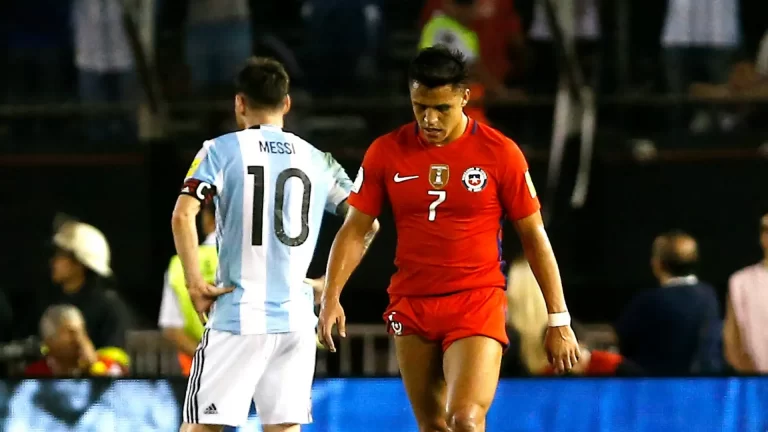 Por el boleto a cuartos, esta noche la Scaloneta juega contra Chile