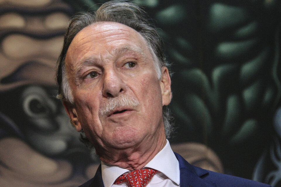 Un líder empresario lo retó a “Toto” Caputo en vivo: «nuestra situación empeoró con ustedes»