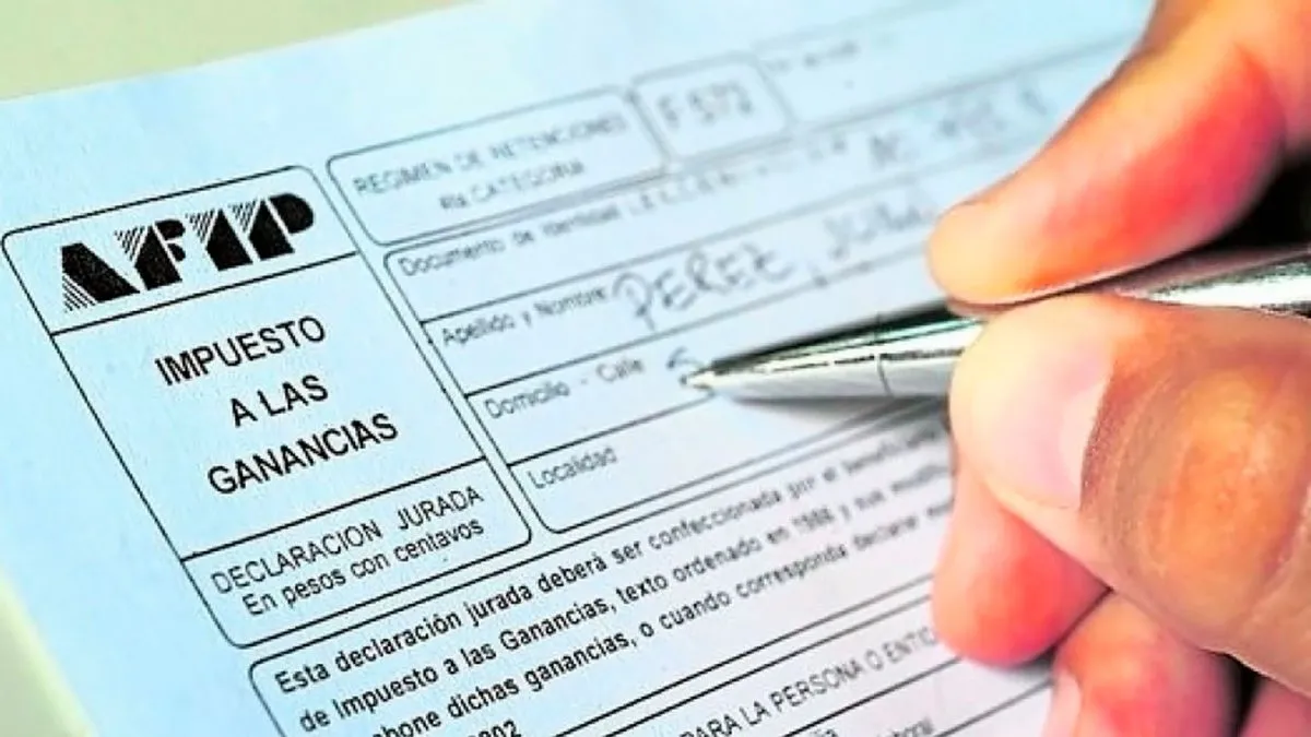 El gobierno reglamentó el Impuesto a las Ganancias y ya se empieza a pagar con los sueldos de julio