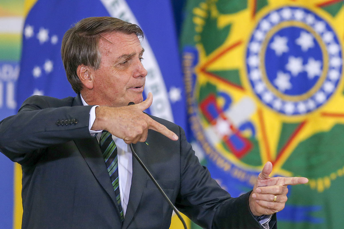 Prisión domiciliaria y tobillera electrónica para Bolsonaro