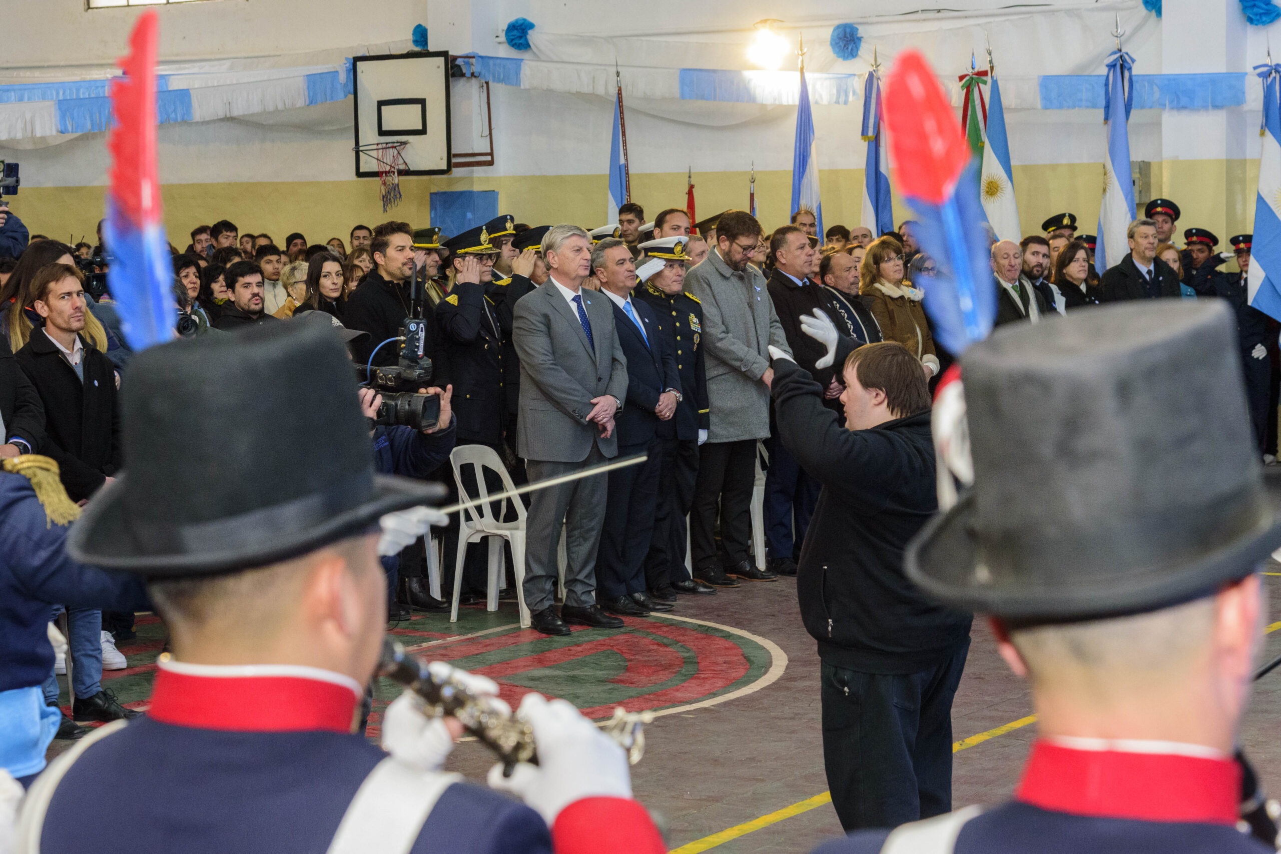 Ziliotto anunció que construirán un gimnasio en un colegio de Toay