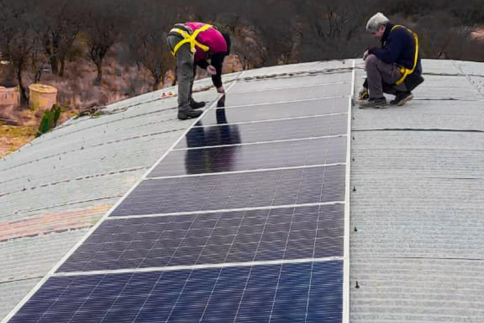 Empezaron a instalar el Sistema Solar Fotovoltaico en Parque Luro