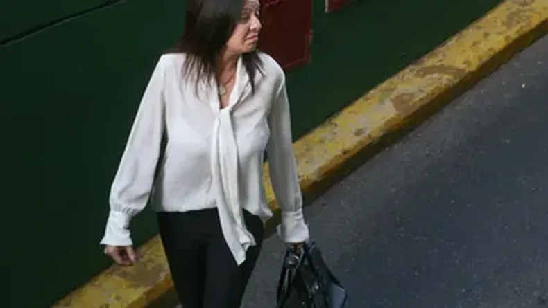 Caca de gato: Pettovello volvió a llorar en una reunión del ministerio y una empleada se puso a rezar