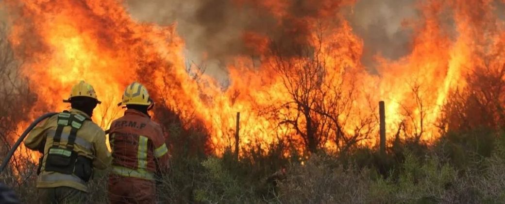 Días difíciles para Córdoba: incendios forestales y cuatro sismos en menos de 48 horas