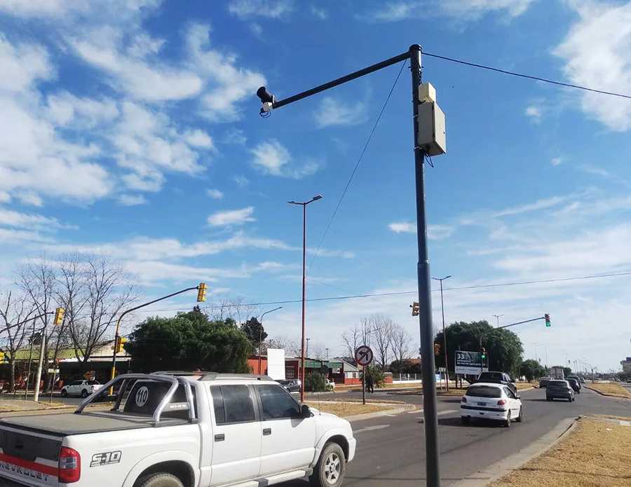 El lunes arrancan las fotomultas en Santa Rosa