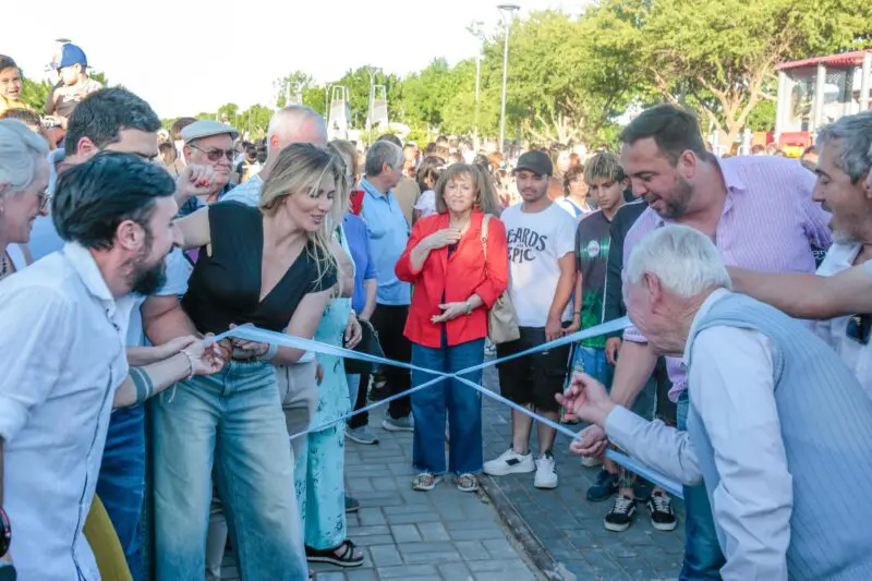 Se inauguró el Parque Lineal y fue mucha gente