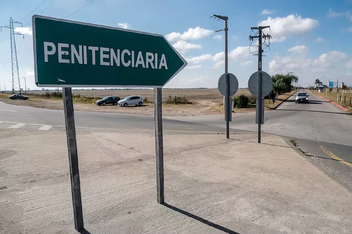 Córdoba: cambió de género, la llevaron a un pabellón femenino y violó y embarazó a otra presa