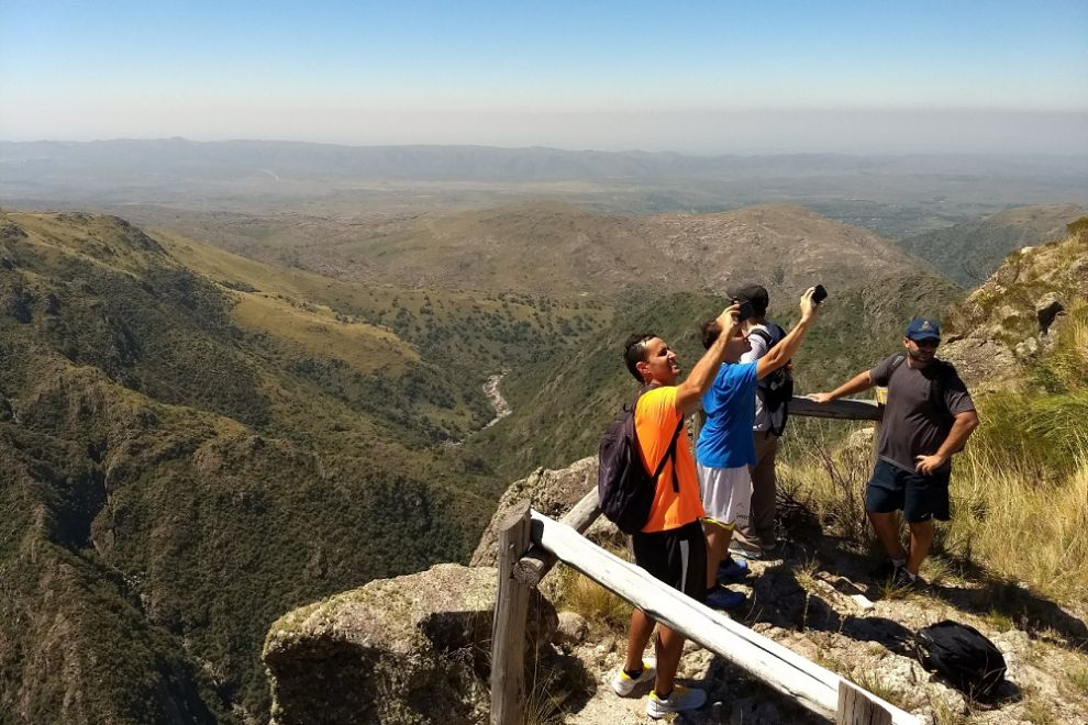 Se movilizaron 1,4 millones de turistas en este finde largo