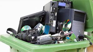 Fiebre del oro en la basura: las computadoras esconden metal precioso entre sus componentes