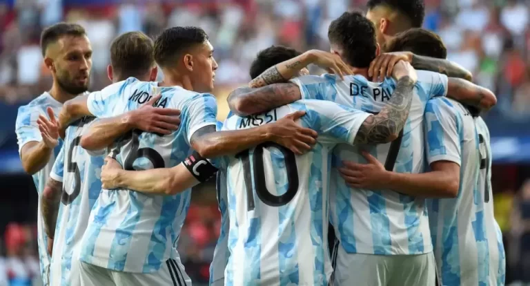 La Scaloneta clasificó al mundial antes de jugar con los brasileños
