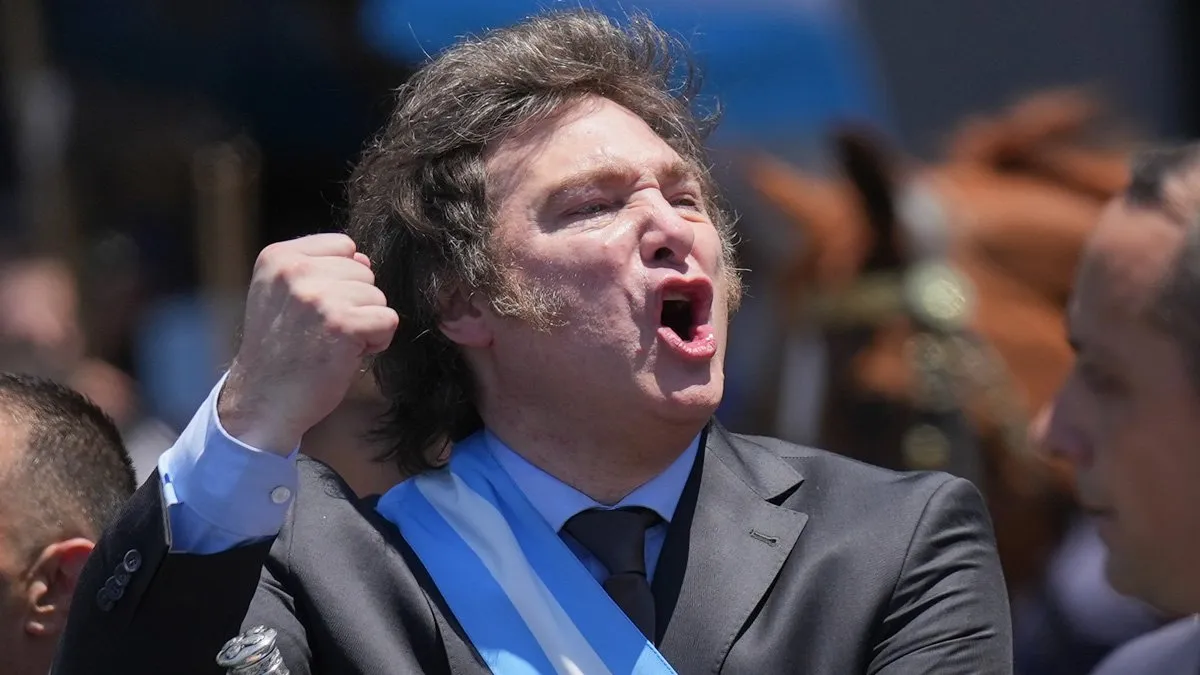 Milei disparó contra los gobernadores y le mandó un mensaje a Macri por la elección en Buenos Aires