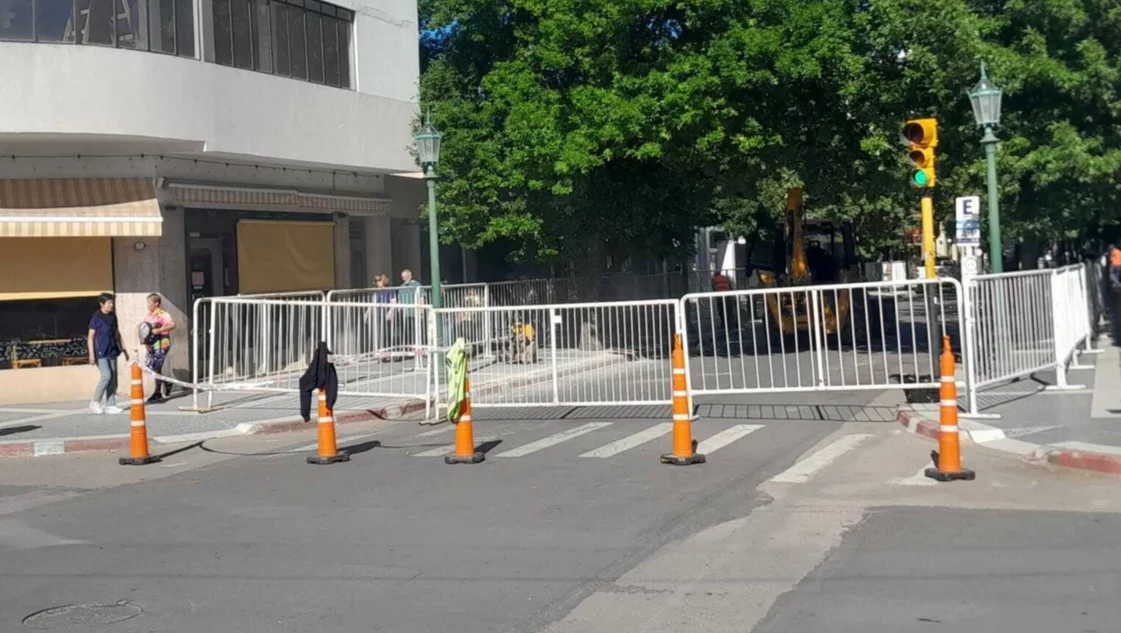 Semipeatonal: “aceleren la obra o nos fundimos todos”, comerciantes se juntan esta tarde frente a la municipalidad