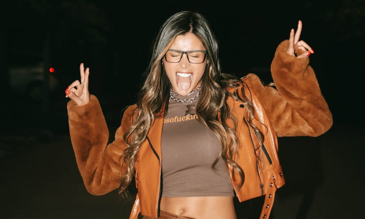 Una influencer y cantante está acusada de usar el nombre de Ziliotto y otros gobernadores para comprar ropa en EE.UU.
