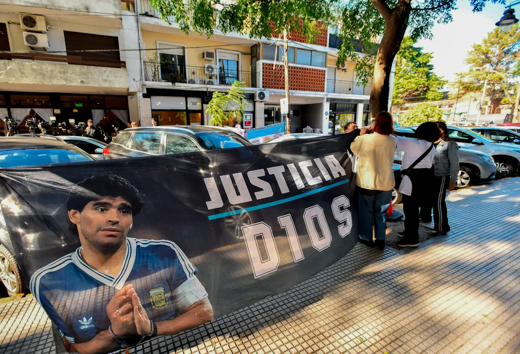 Caso Maradona: sortean el tribunal que asumirá la reanudación del juicio