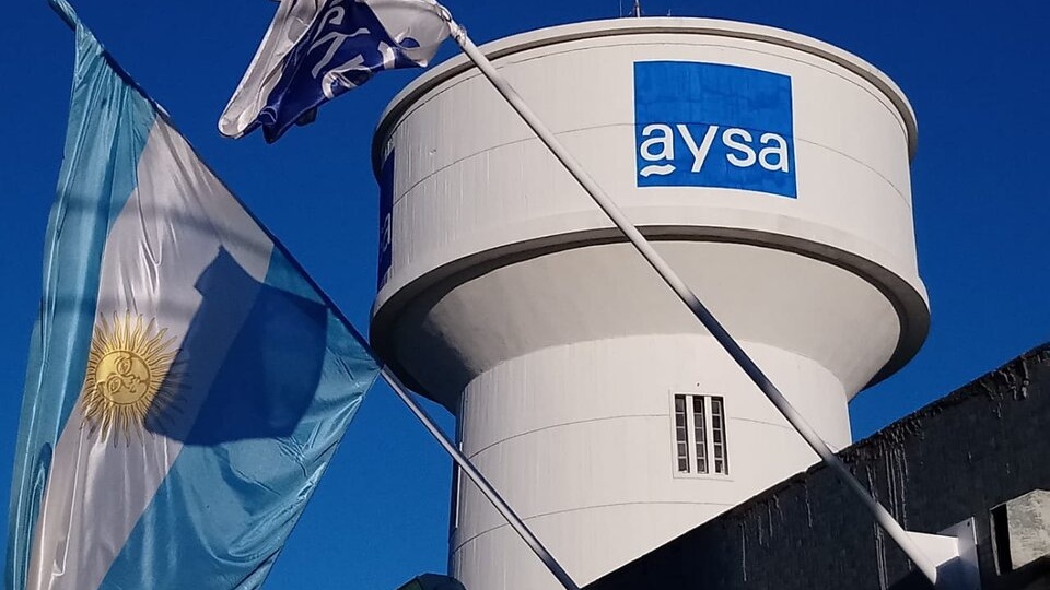 El Gobierno anunció que también privatizará AySA