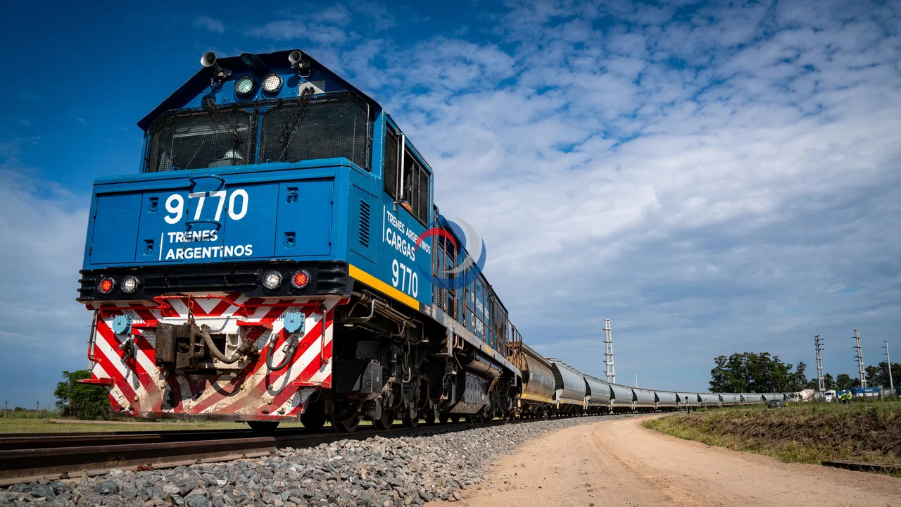 El gobierno nacional ahora avanza con la privatización de Belgrano Cargas