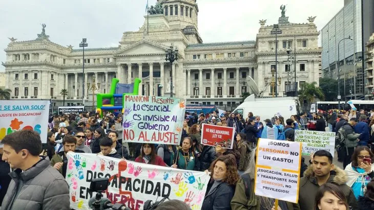 Por unanimidad, el Senado convirtió en ley la declaración de emergencia por discapacidad
