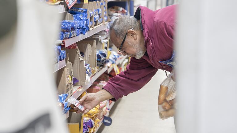 Desregulación: el Gobierno nacional eliminó 71 normas comerciales que “generan distorsiones de precios”