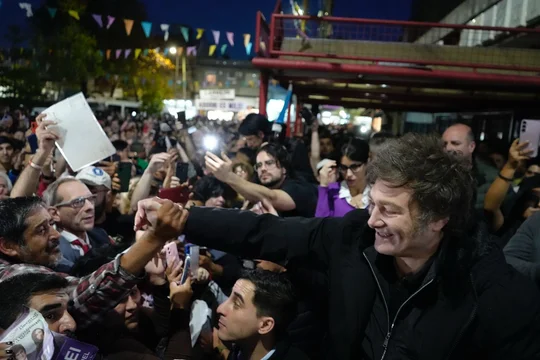 Milei de campaña: recorrerá más de diez provincias y arrancará por Tierra del Fuego