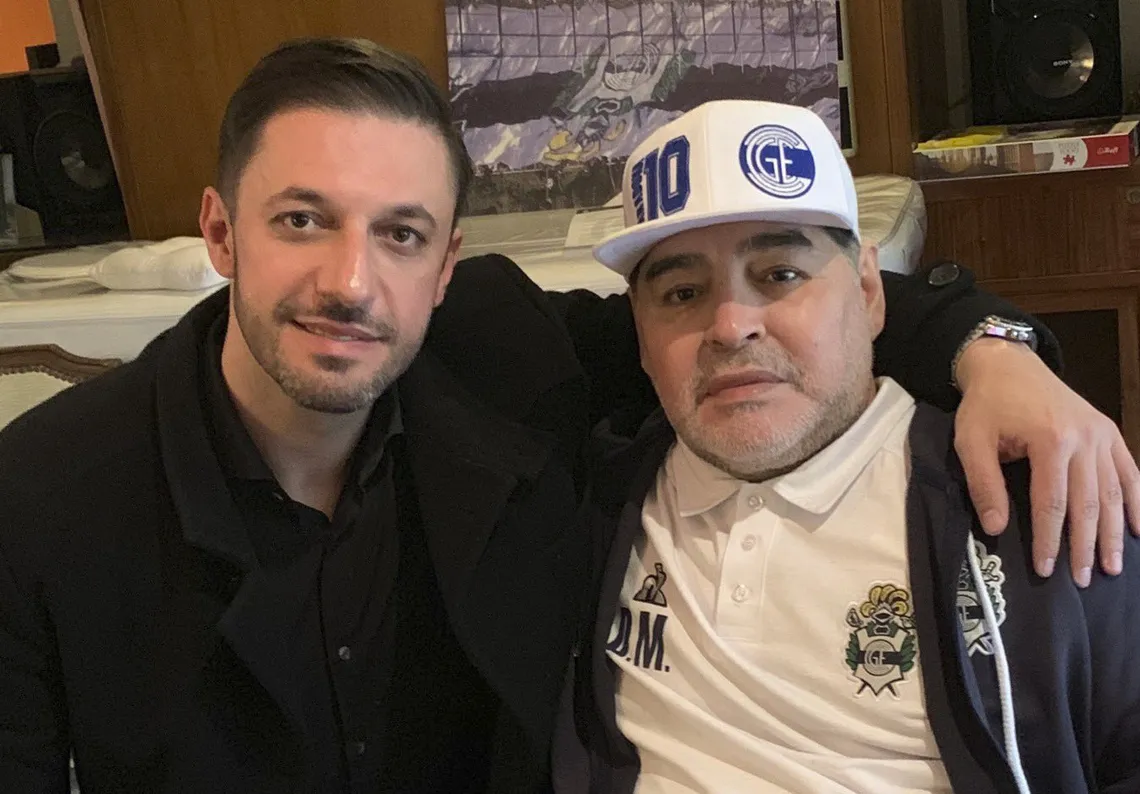 Embargaron a Morla y a las hermanas de Maradona $2 mil millones