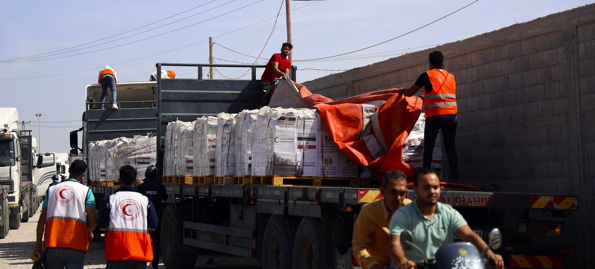 Gaza: después de la liberación de rehenes empiezan a entrar unas 190.000 toneladas de ayuda humanitaria