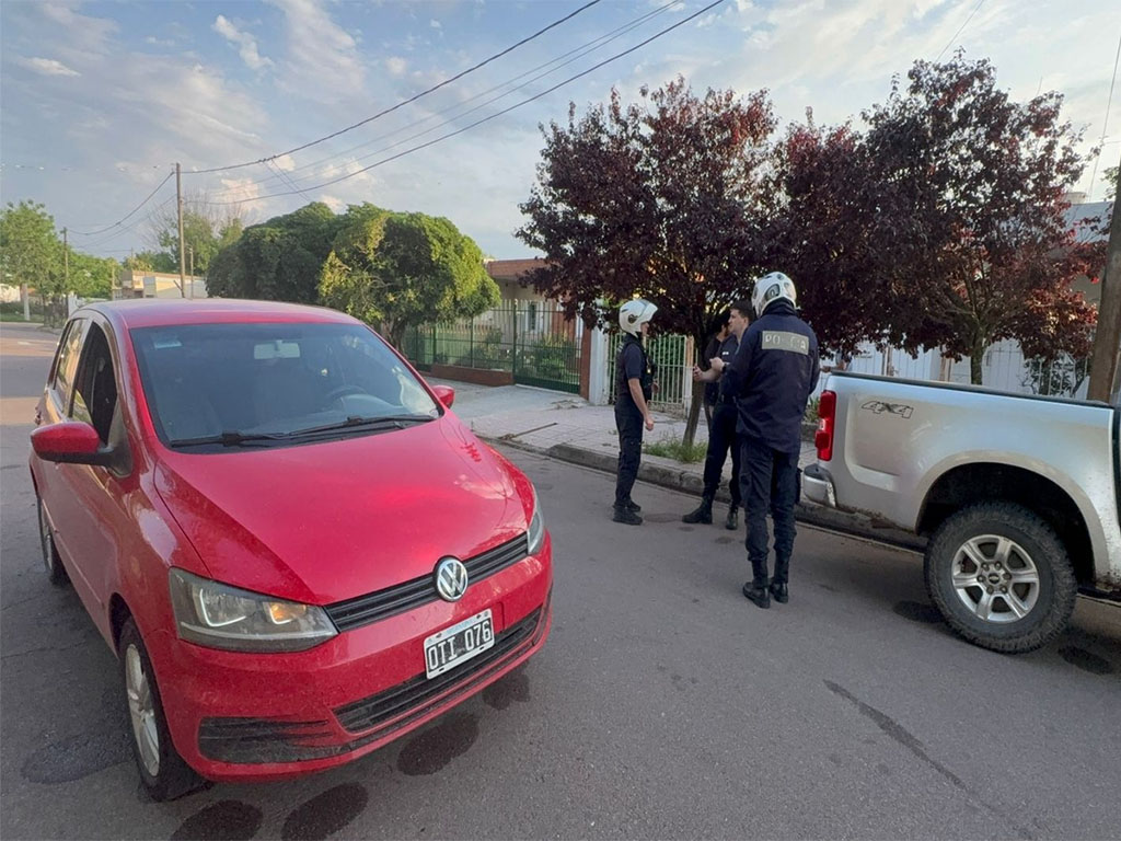 Balearon en el abdomen y piernas a un hombre en Pico
