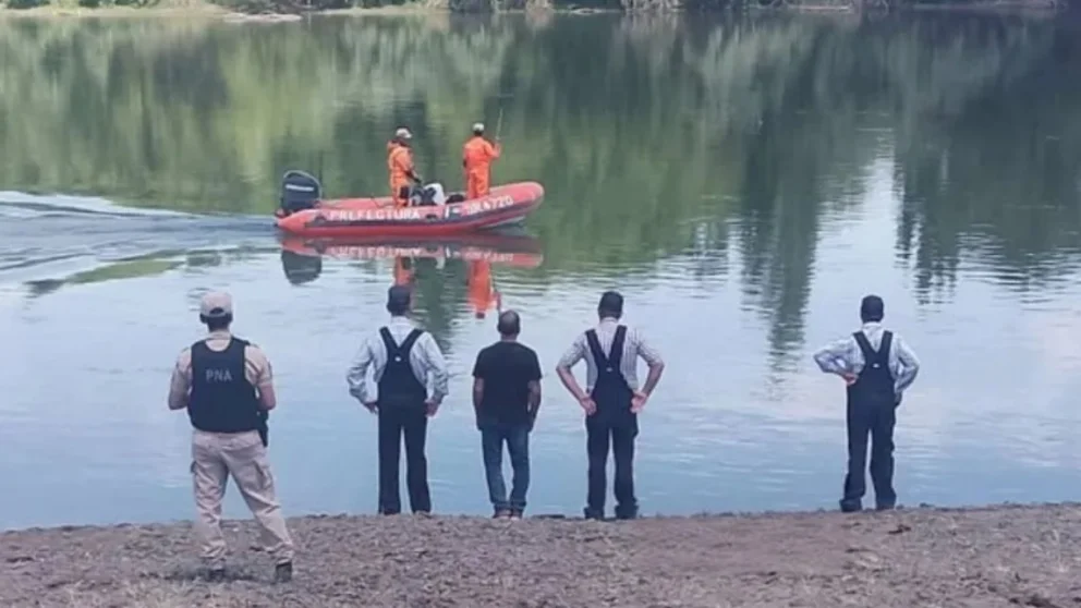 Encontraron dos cuerpos en el río Negro, serían del padre e hija de la familia menonita