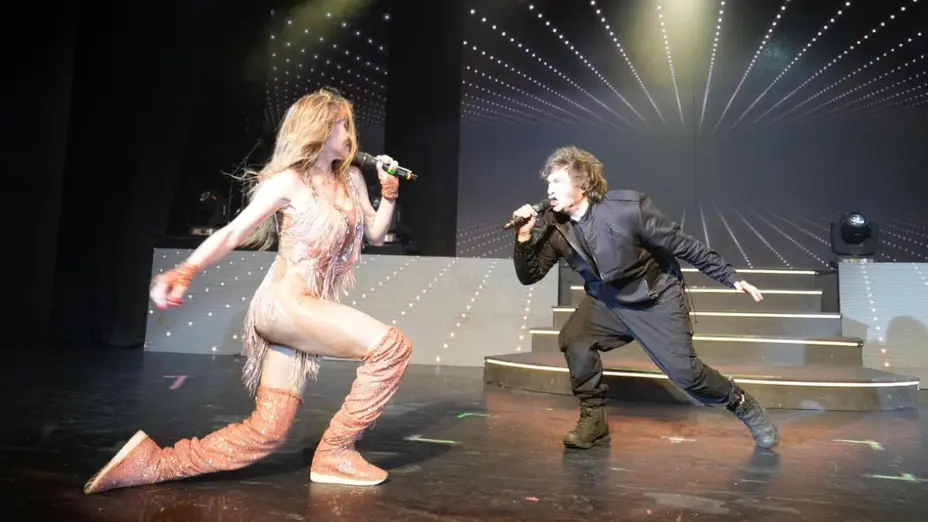 Milei cantó con Fátima y habló en La Derecha Fest