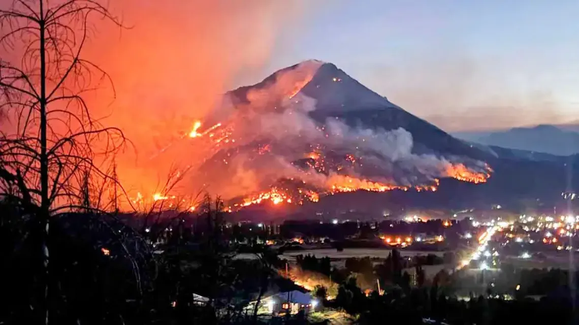 Declararon la Emergencia Ígnea en Chubut, Río Negro, Neuquén y La Pampa