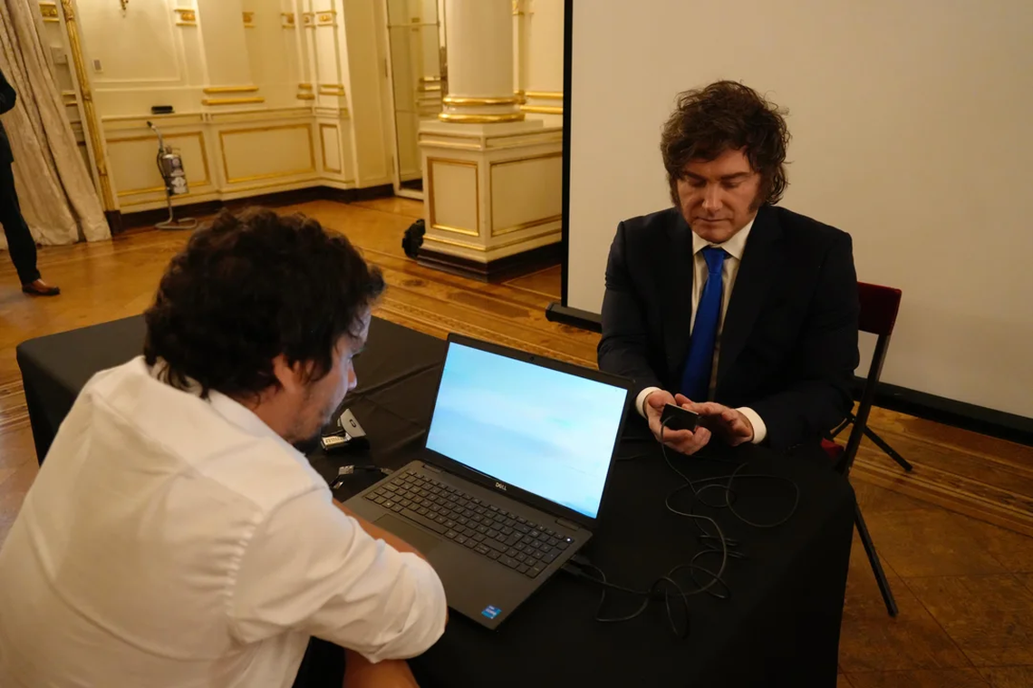 Nuevo DNI electrónico y pasaporte: qué cambios anunció el Gobierno de Milei