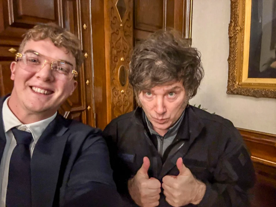 Criptoestafa $Libra: encontraron borradores de un “acuerdo confidencial“ entre Milei y Hayden Davis