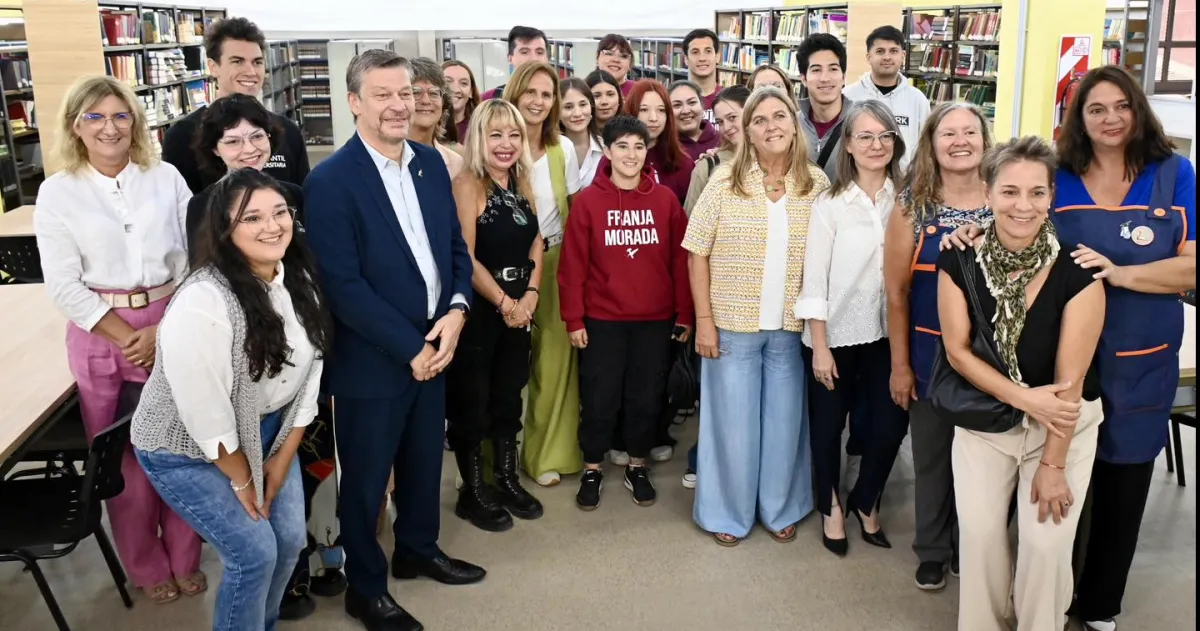 Reabrió la biblioteca central de la UNLPam