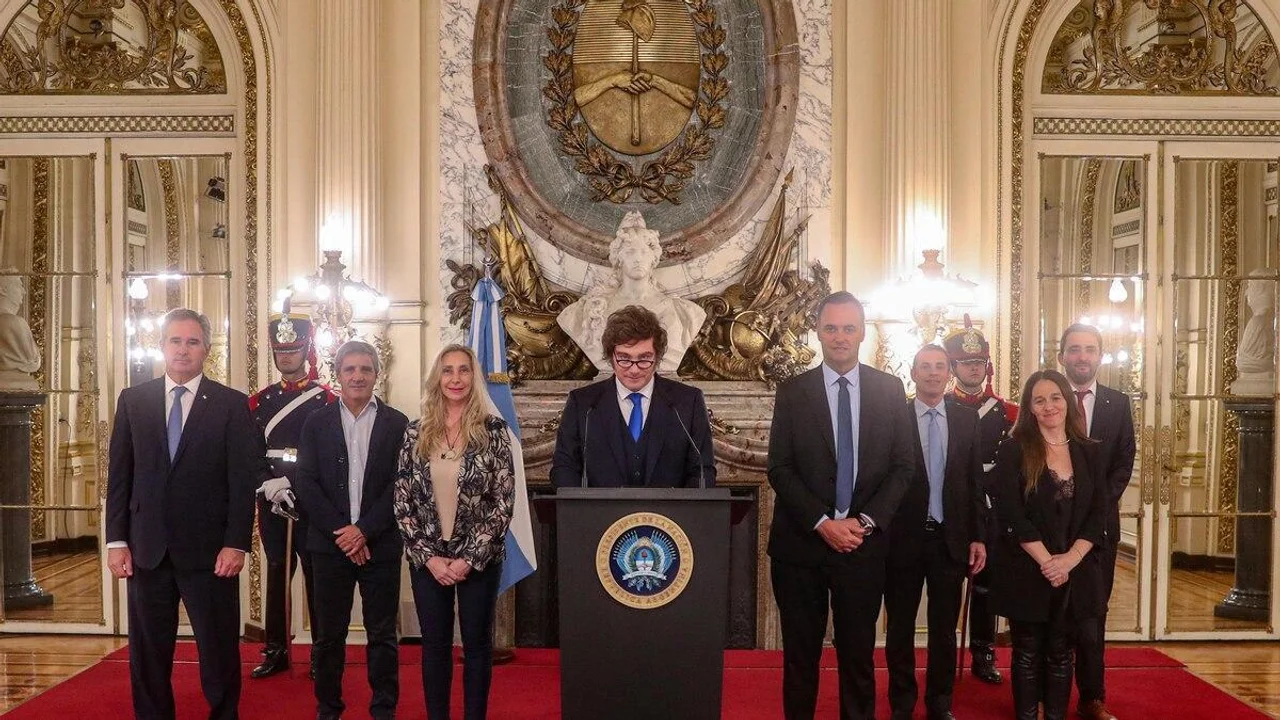 YPF: Milei destacó la “pericia jurídica y diplomática del Gobierno” y disparó contra Cristina  y Axel K