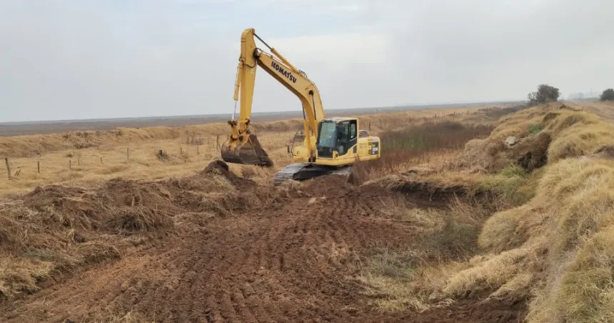 La Pampa y Buenos Aires estan arreglando un tramo del camino del Meridiano V