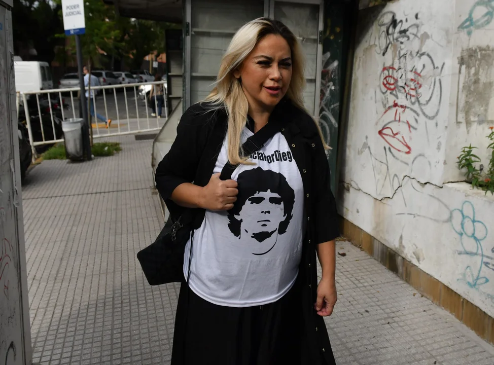 Ojeda, el psicólogo  y una de las hermanas declararán en el juicio por la muerte de Diego