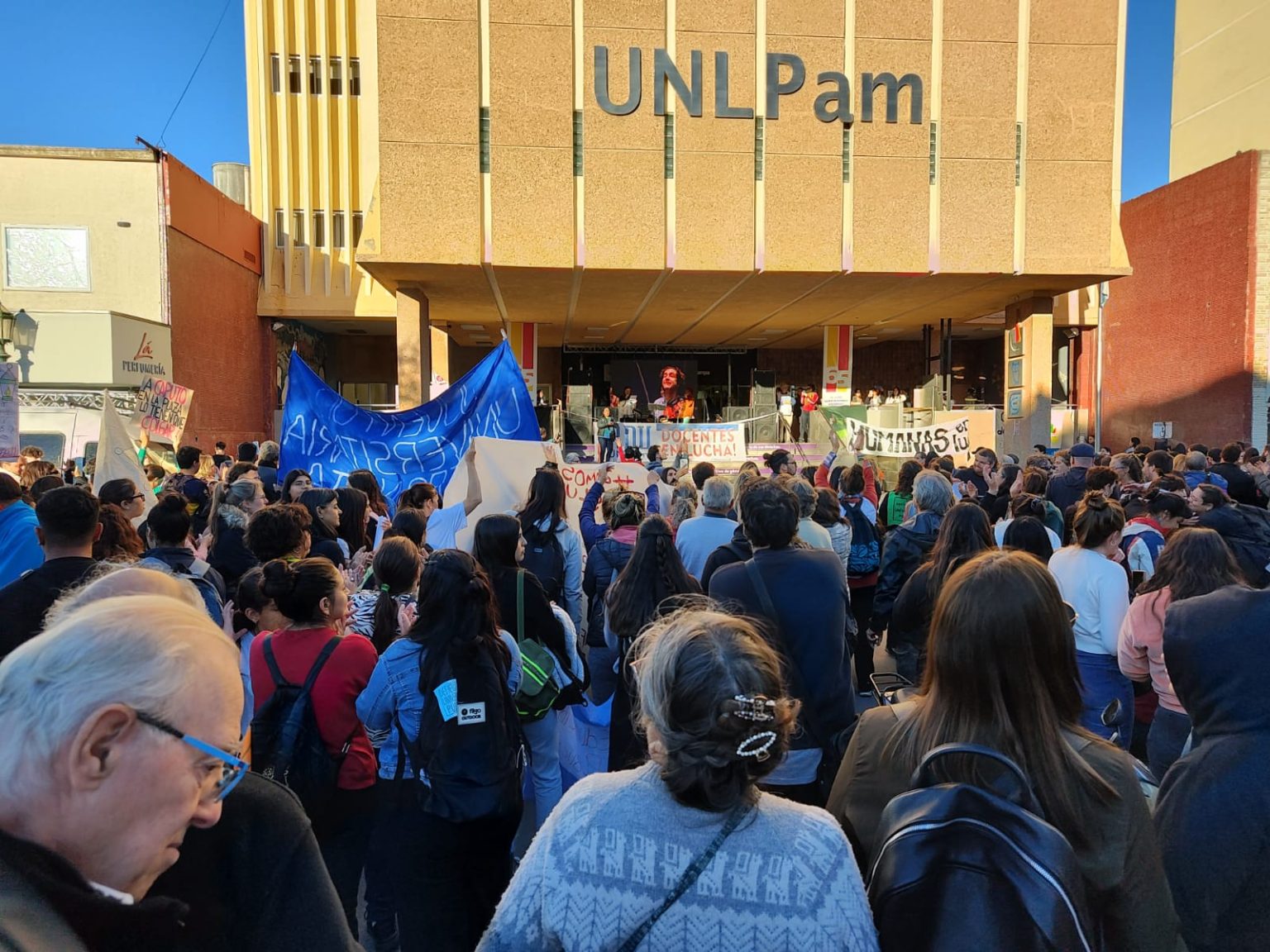 Marchas en Santa Rosa y Pico: se moviliza la Universidad Pública