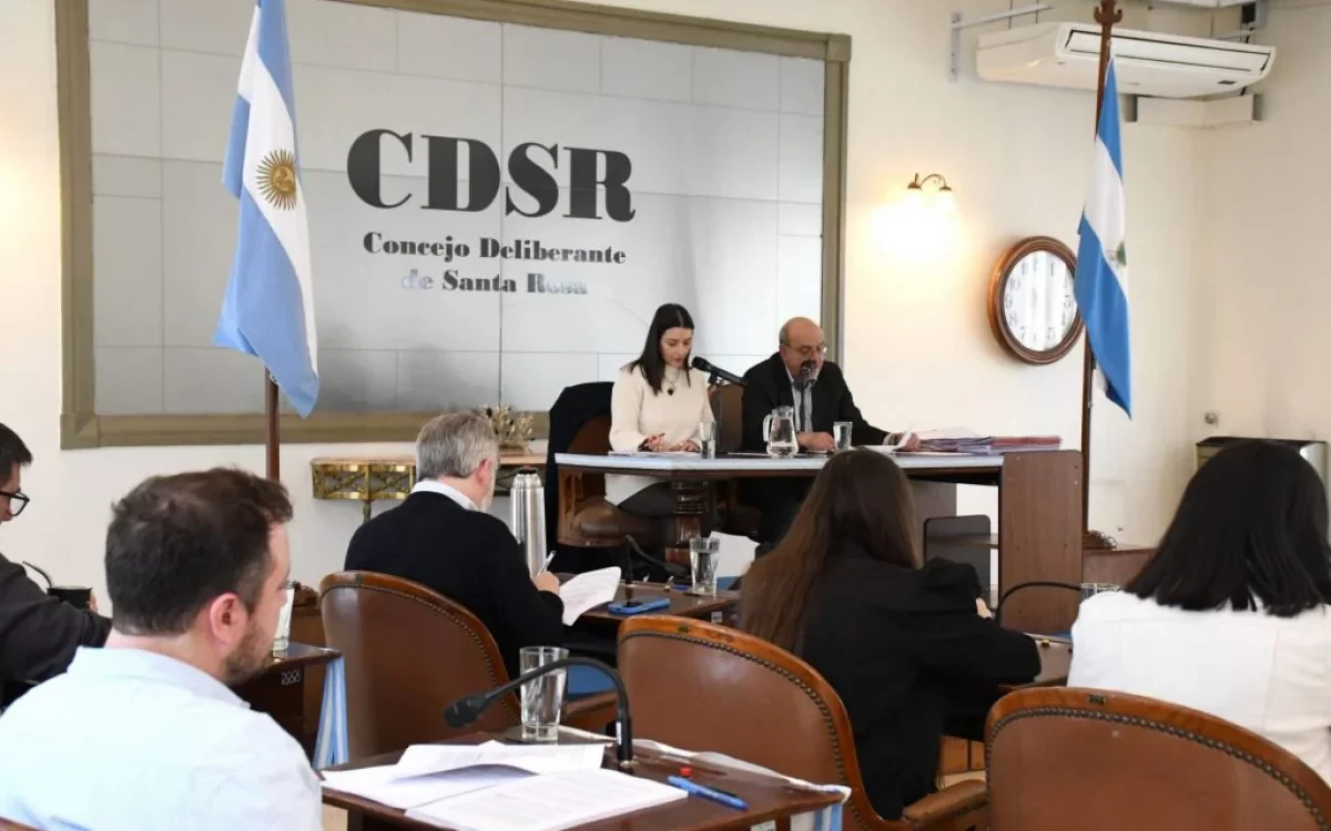 La avanzada de Clarín, por ahora con el freno de mano
