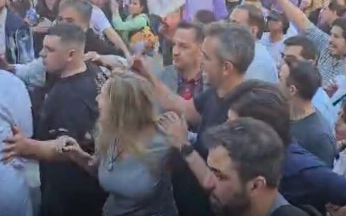Ahora evacuaron la caravana de Karina en Corrientes