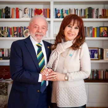 Cristina recibió a Lula en el departamento en el que cumple prisión domiciliaria