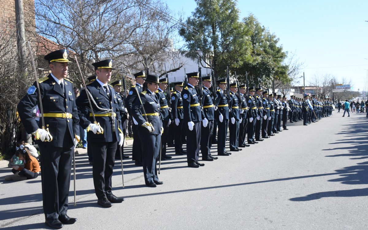 Este sábado habrá actos por los 139 años de la Policía pampeana
