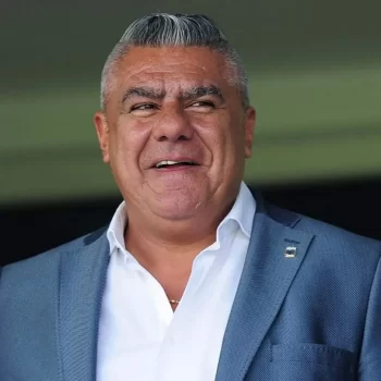 Relacionan a «Chiqui» Tapia con una mansión en Pilar valuada en 10 millones de dólares