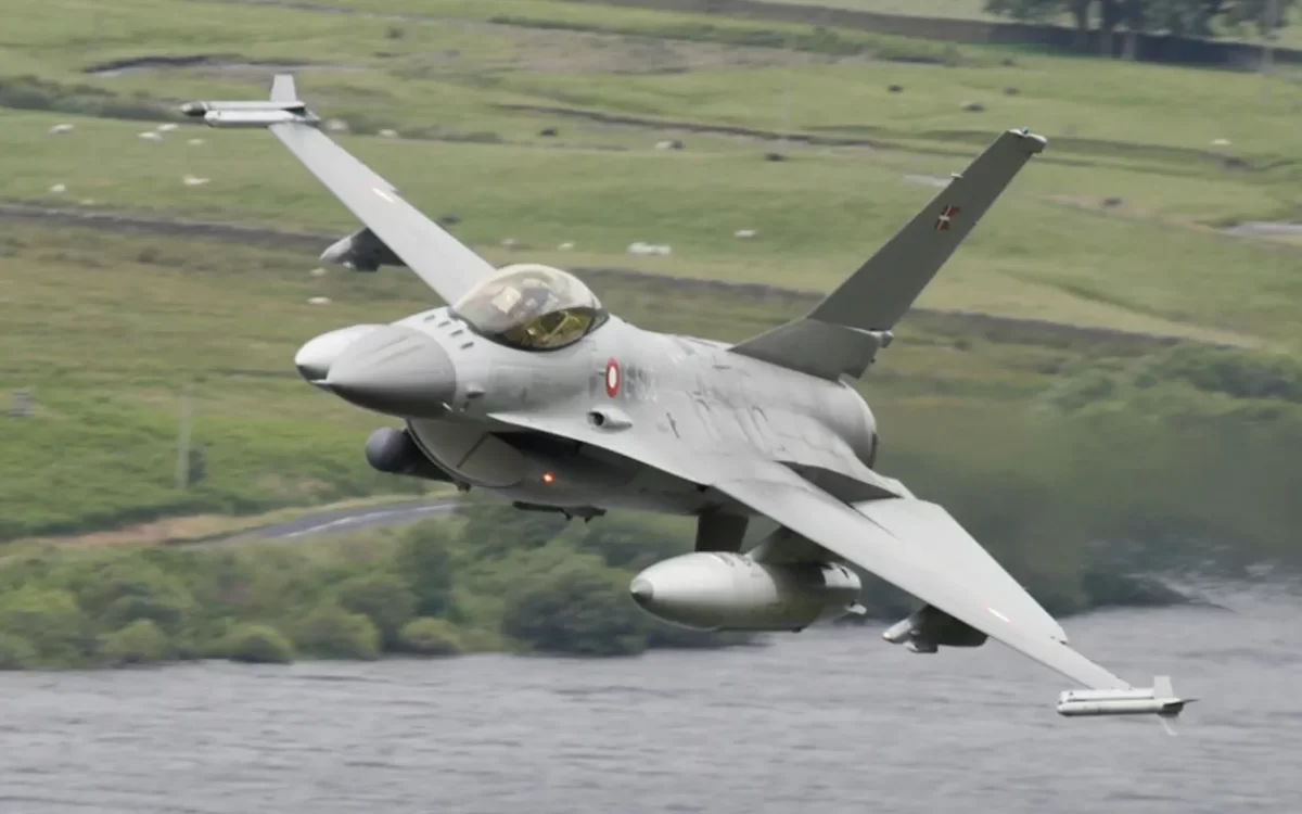 El Gobierno de Milei comprará aviones de combate F-16 usados