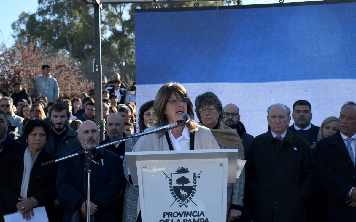 Feuerschvenger: “debemos construir una Patria más equitativa y más solidaria”
