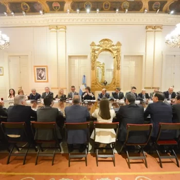 Estuvo Ziliotto: Milei se juntó con los gobernadores para buscar acuerdos políticos