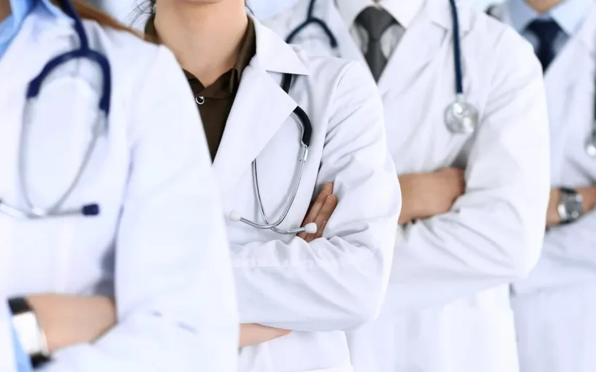 El Gobierno libertario endurece la convalidación de títulos médicos de extranjeros