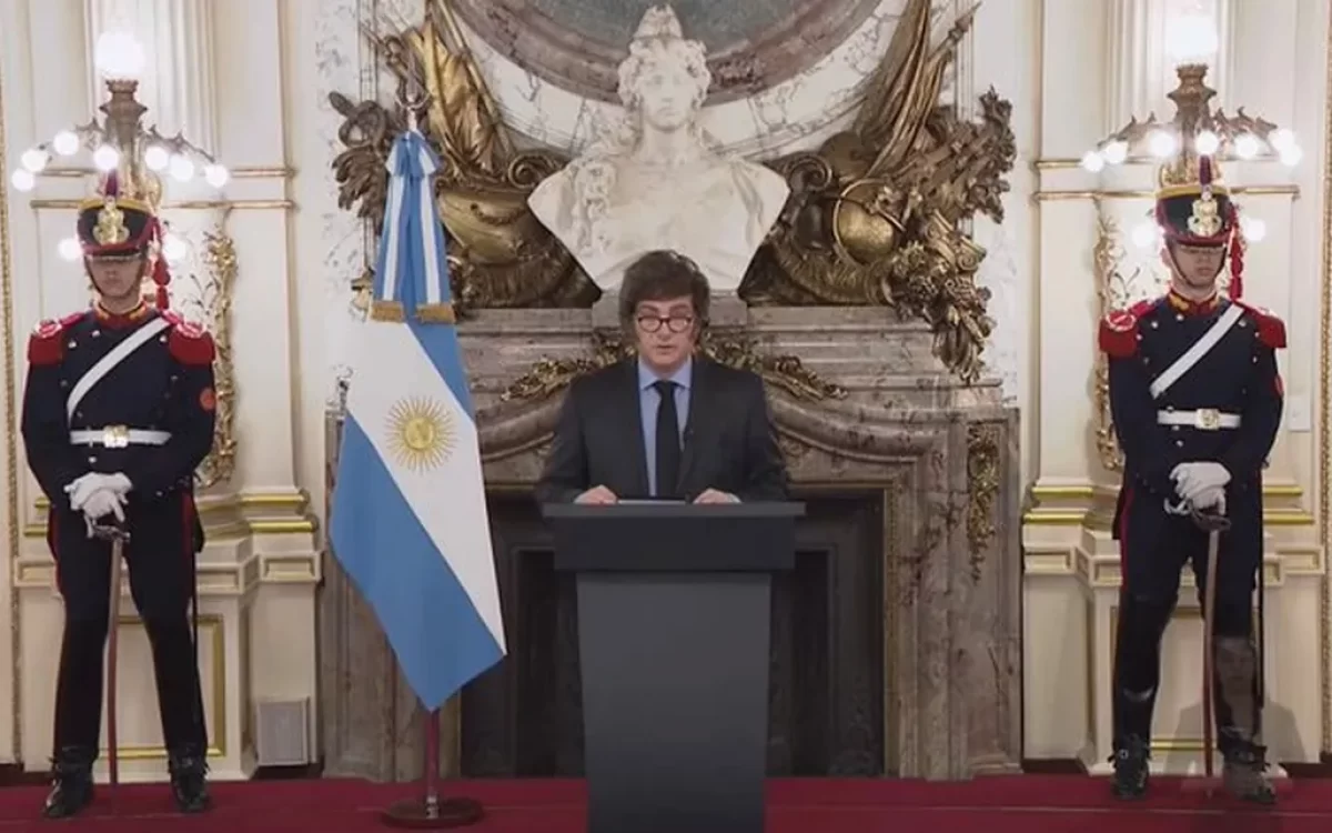 El Presupuesto 2026 que presentó Milei prevé aumentos para jubilados, discapacitados, universidades y salud