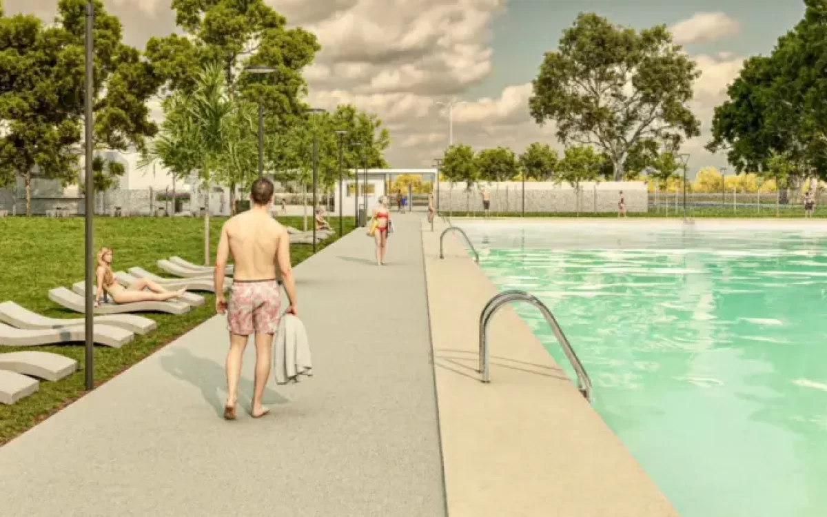 Se viene el verano y aceleran la renovación de la pileta de la Laguna