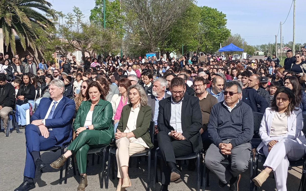 Ziliotto entregó mas de 100 casas en Pico y pidió que el gobierno nacional haga el traspaso del Procrear